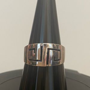 Silver Ring 925 NWOT GREEK DESIGN